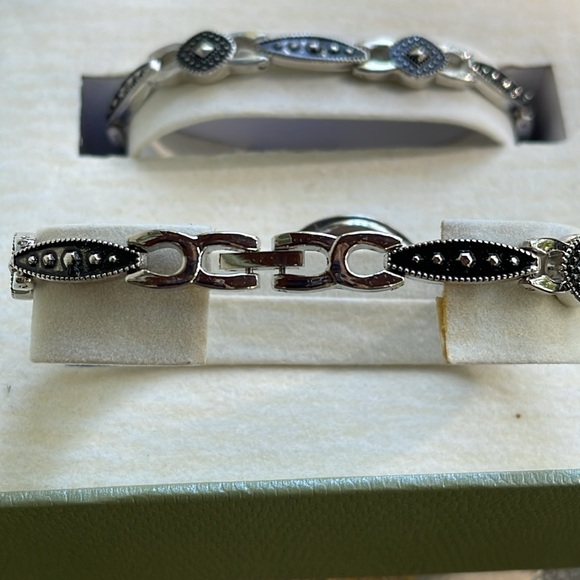 Vintage Cote d’ Azure Silver Plated Dragonfly Necklace, Bracelet, Watch Set - Picture 8 of 16